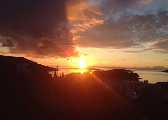 Paradise Regained Vila *