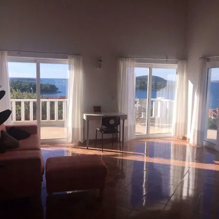 Villa Paradise Regained Maslinica